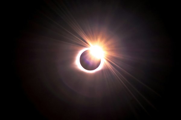 News Article Image - «Ӱҵ to close on April 8 for the solar eclipse